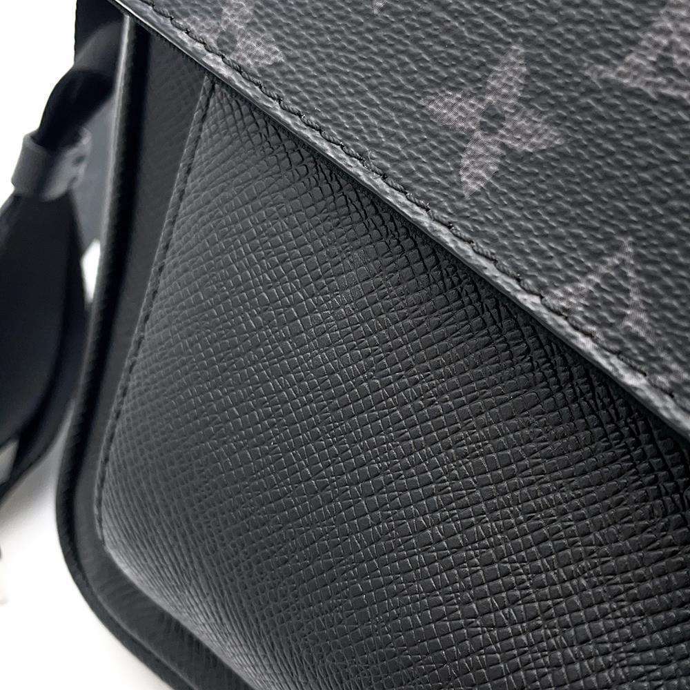 Louis Vuitton Messenger Monogram Eclipse Taiga Ra… - image 6